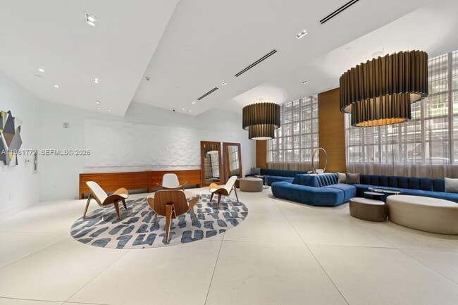 Building Photo - 3301 NE 1st Ave