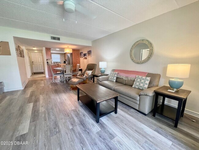 Building Photo - 3800 S Atlantic Ave