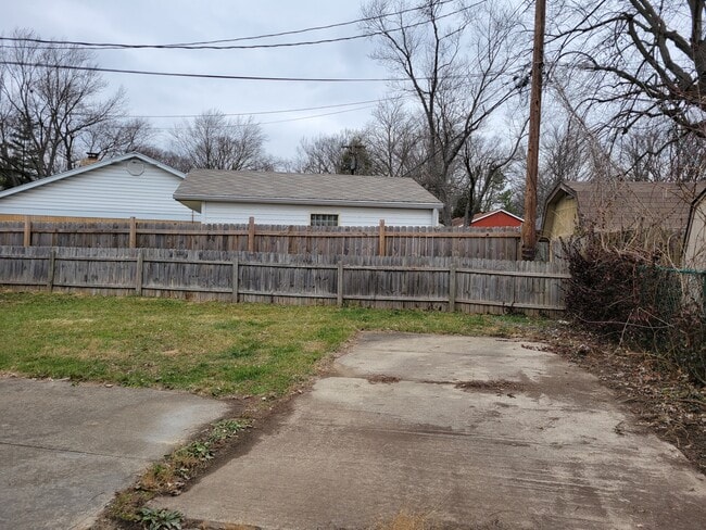 Building Photo - 7404 E 34th Pl
