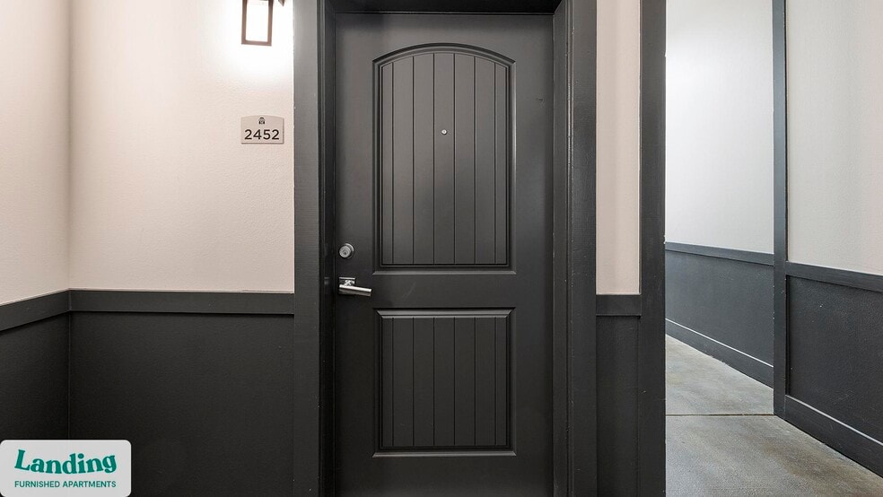 Building Photo - 5275 Town and Country Blvd