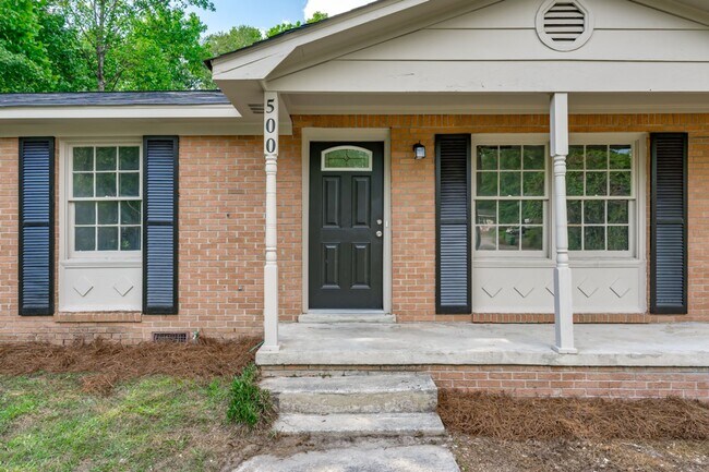 Building Photo - Spacious Home with Modern Comfort in 29223