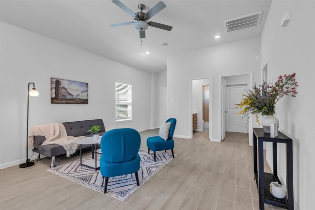 Building Photo - 25524 Prairie Clover Wy
