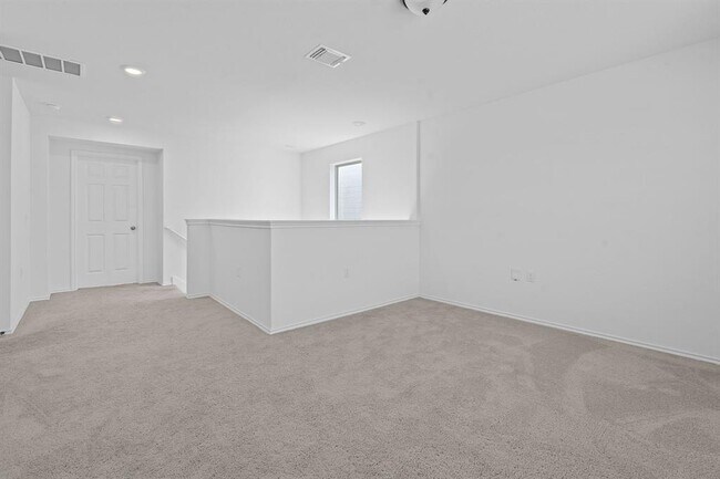 Building Photo - 4720 Pell Rd