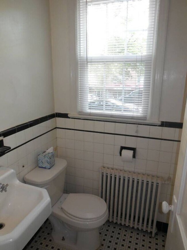 Building Photo - 4029 Beecher St NW