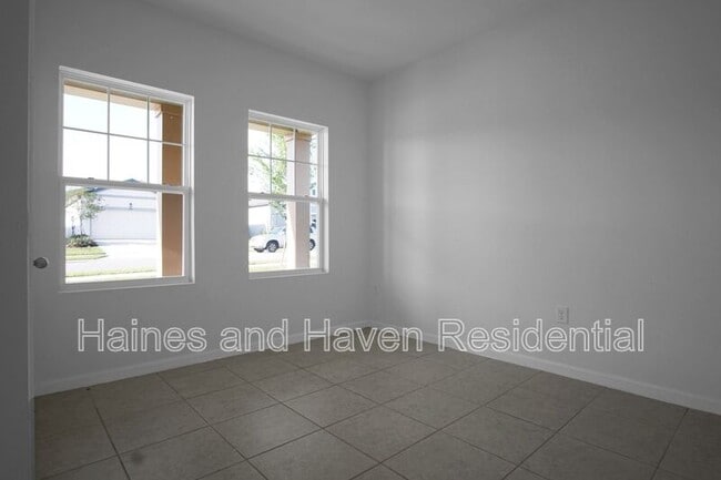 Building Photo - 456 Hennepin Lp