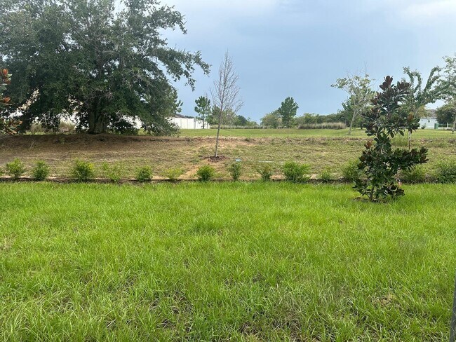 Building Photo - 2416 Bevel Ln