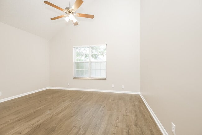 Building Photo - 1007 Lassiter Dr