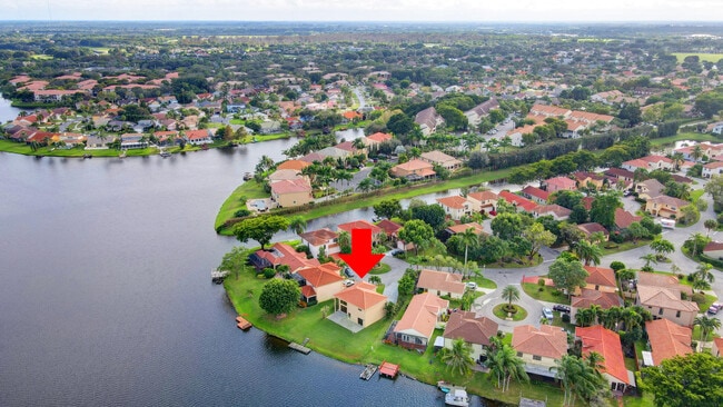 Building Photo - 12561 Shoreside Ln