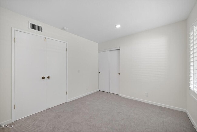 Building Photo - 1502 Briarglen Ave