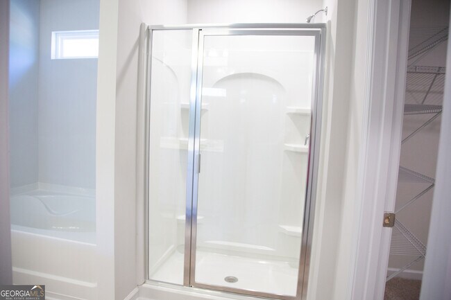 Building Photo - 19 Springwood Ln