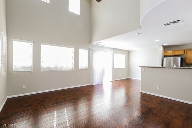 Building Photo - 10525 Silver Cholla Ct