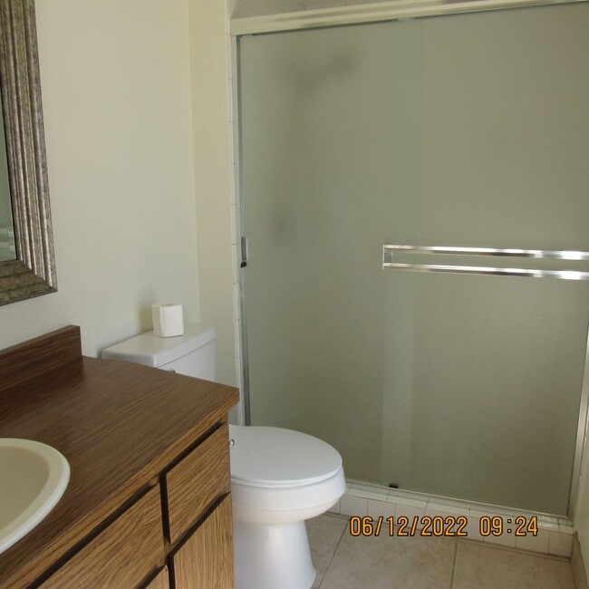 Building Photo - 3590 Clearwater Dr