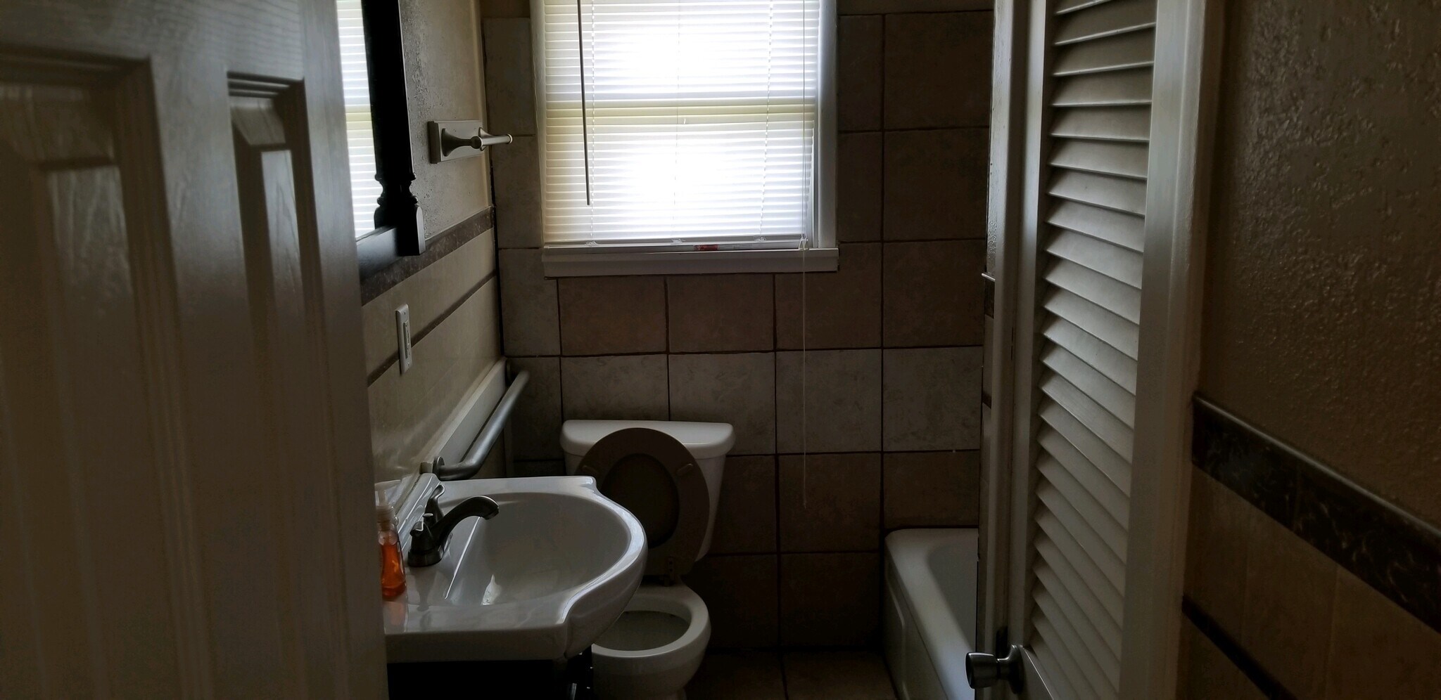 Bathroom - 803 W 10th St