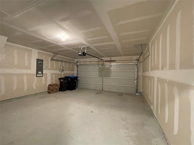 Building Photo - 5808 Utopia Dr