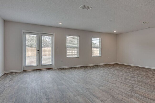 Building Photo - 5797 Guinevere Ln