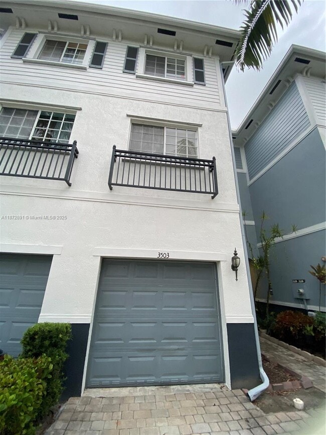 Building Photo - 3503 NW 14th Ct