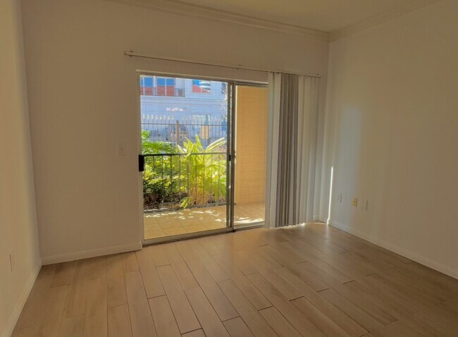 Building Photo - 3231 Allen Pkwy