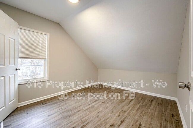 Building Photo - 6901 Jackson Ave