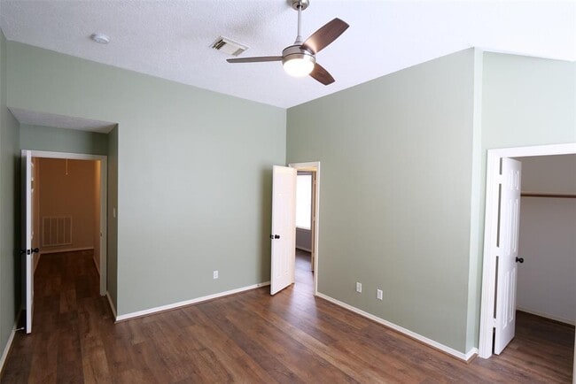 Building Photo - 4914 Maxie St