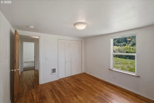 Building Photo - 1290 Riggs Hill Rd