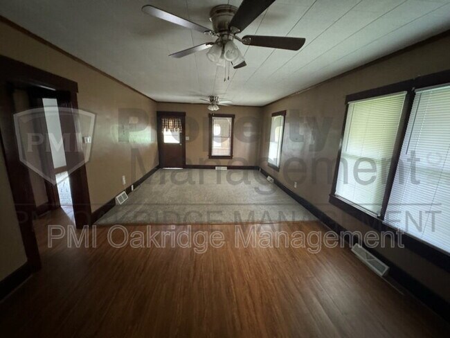Building Photo - 1660 Mckaig Ave