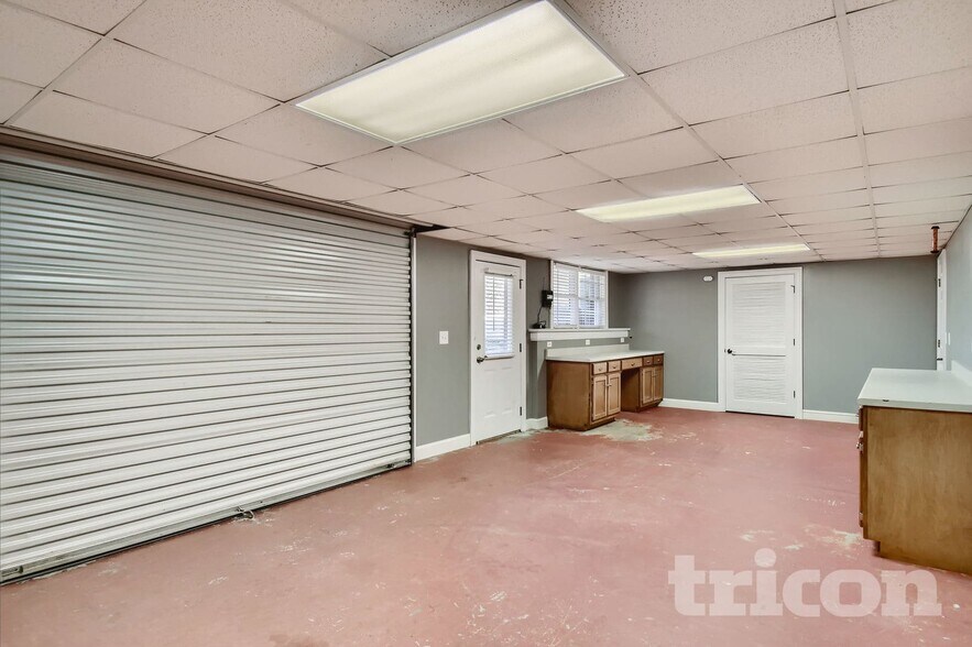 Building Photo - 3405 Airline Rd