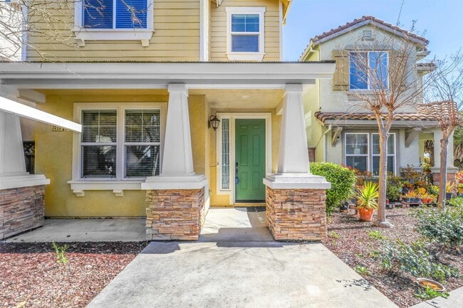 Building Photo - 7459 Starward Dr