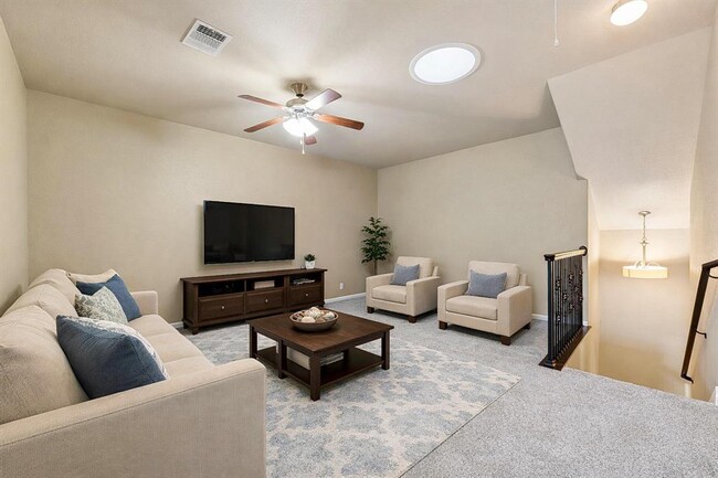 Building Photo - 501 S Meadowlark St