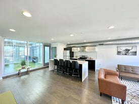 Building Photo - 1422 N 7th St