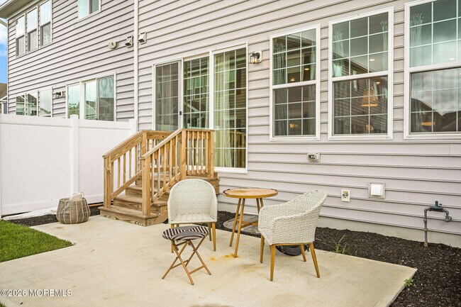Building Photo - 4039 Heron Dr
