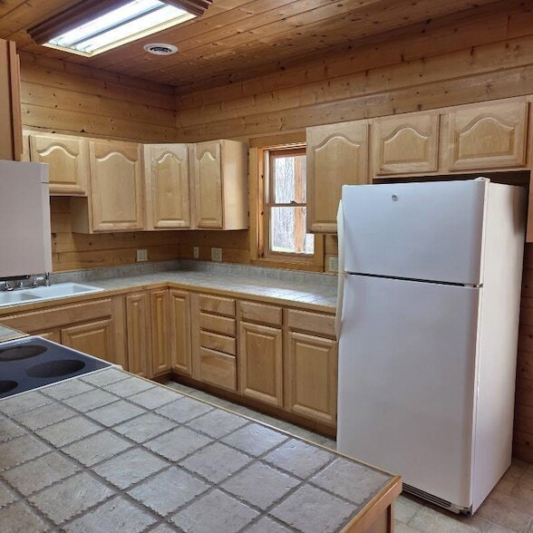 Building Photo - 7749 Mcgur Rd