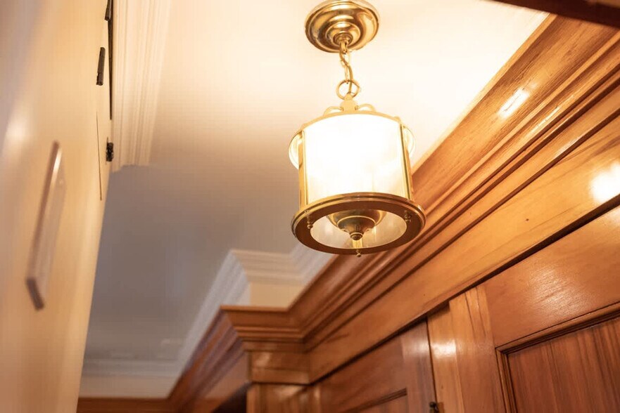 Building Photo - 3148 College Ave