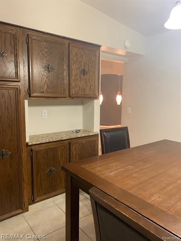 Building Photo - 43056 Devon Ln