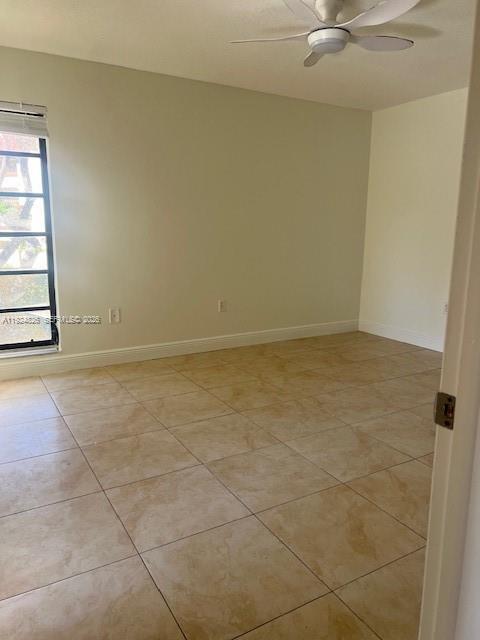 Building Photo - 8810 SW 123rd Ct