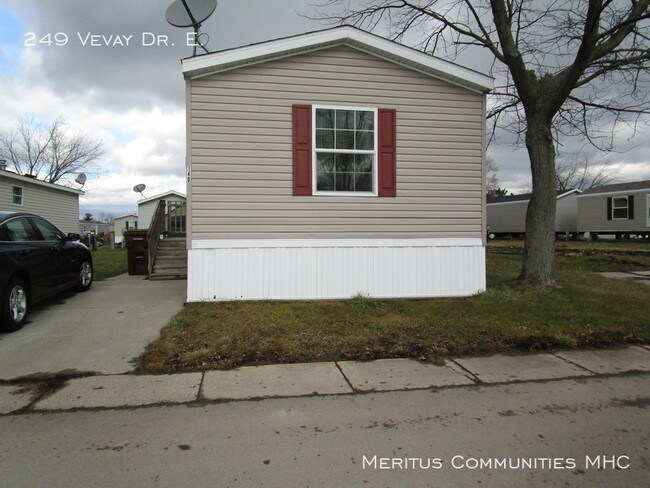 Building Photo - FREE RENT UNTIL 10/1!!!!