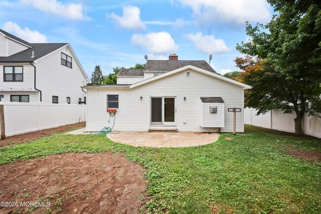 Building Photo - 18 Fierro Ave