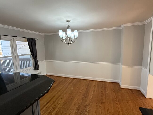 Building Photo - 21 Skidmore Ct