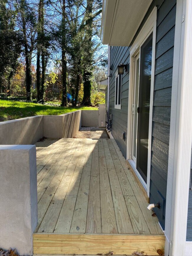 Building Photo - Central AVL - Farmhouse Charm, Modern Amen...