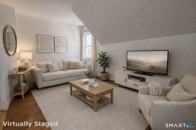 Building Photo - 14 Cerretta St