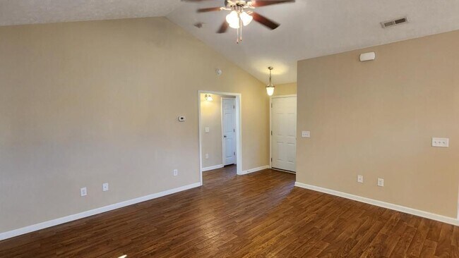 Building Photo - 165 Woodland Pk Lp