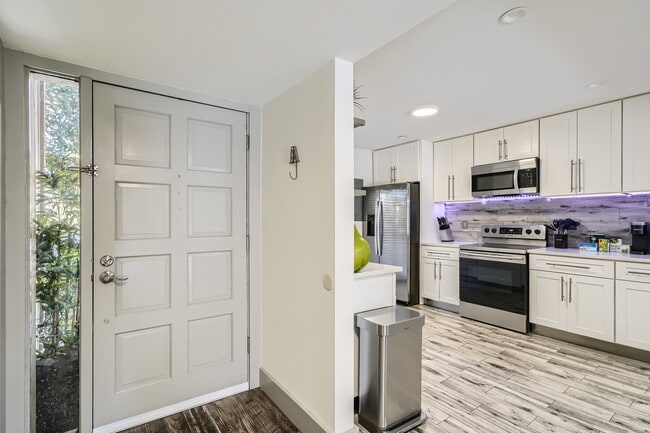 Building Photo - 1204 Druid Knoll Dr NE