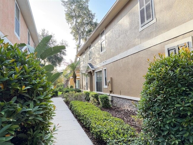 Building Photo - 5722 Kinglethill Dr