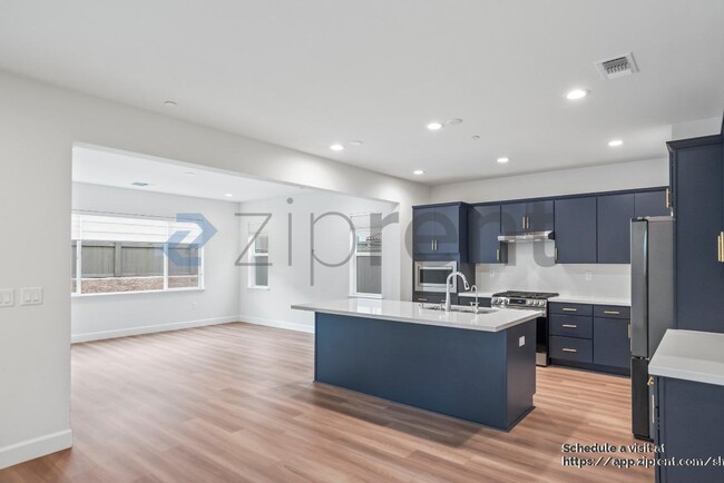 Building Photo - 4203 Randa Wy