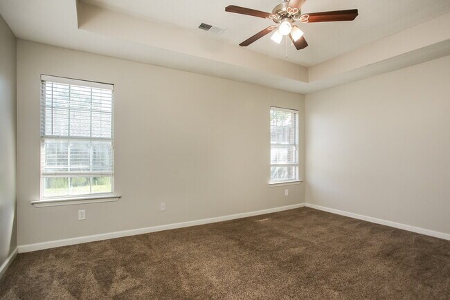 Building Photo - 2806 Maggie Woods Ln