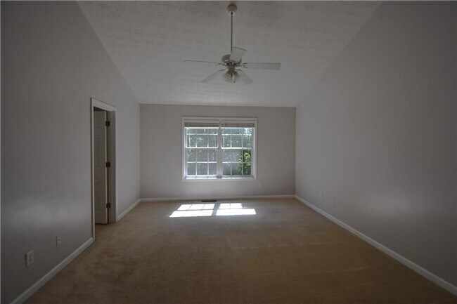 Building Photo - 1240 Brisbane Dr