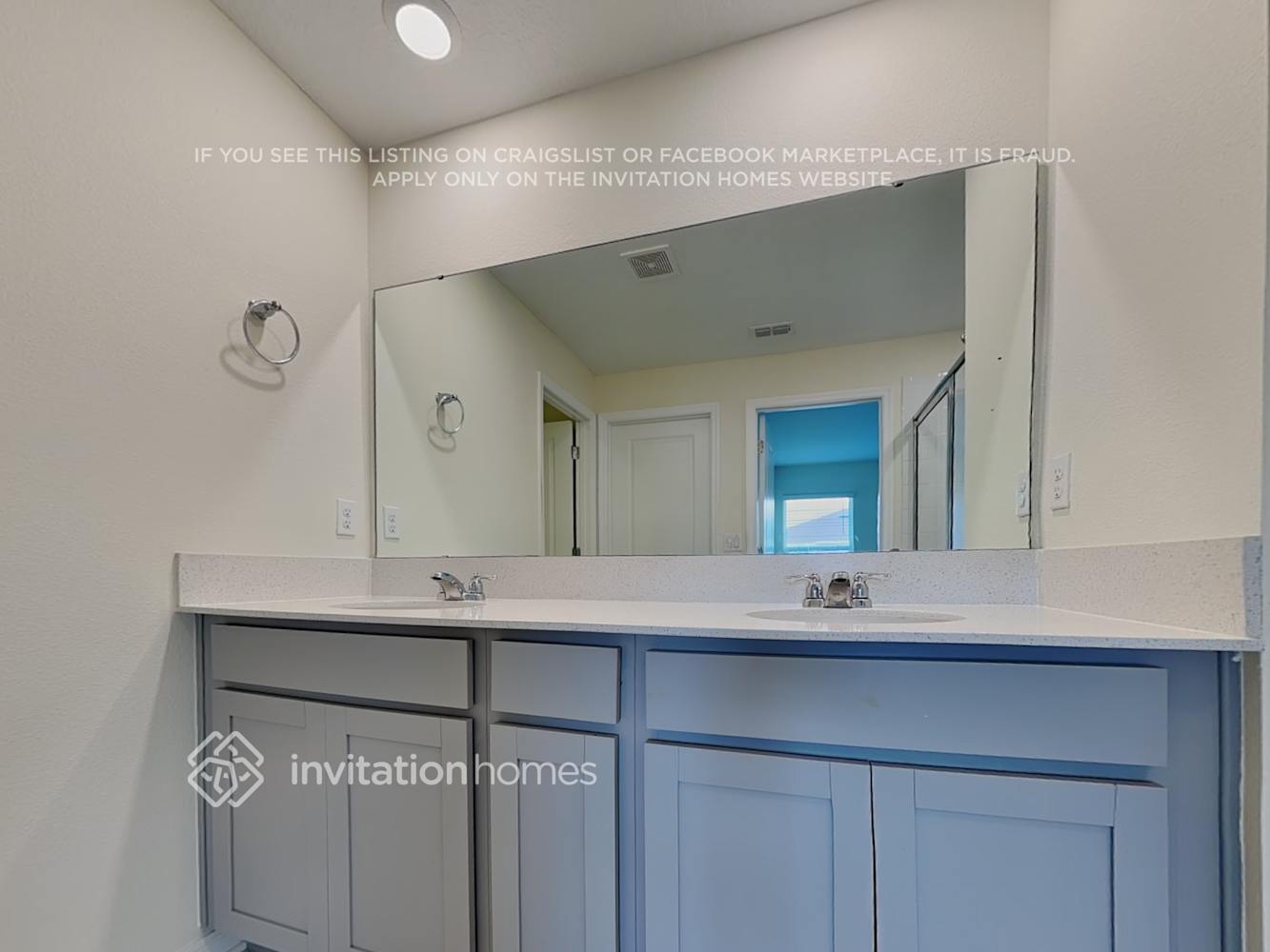 Building Photo - 4480 Holstein St