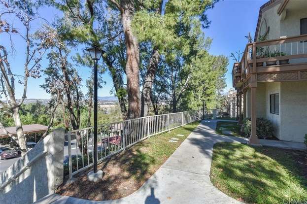 Building Photo - 22757 Lakeway Dr