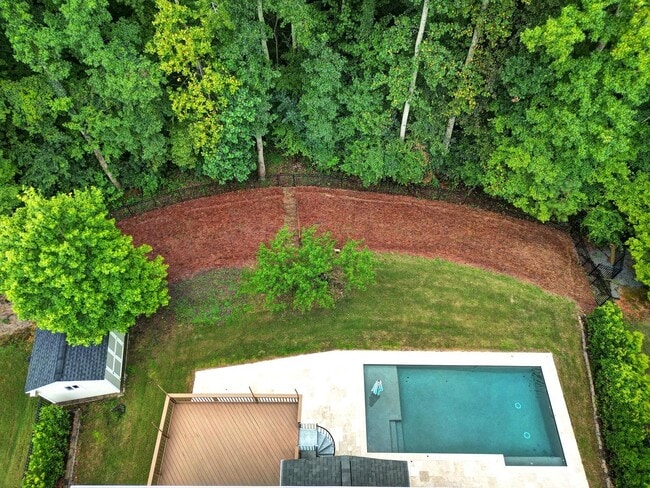Building Photo - Gorgeous 4 Bed 3.5 Bath Home with Basement...