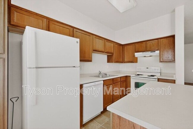 Building Photo - 5648 Valle Alegre Pl NW