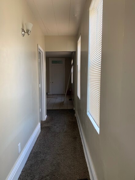 Hallway - 715 Doddridge St
